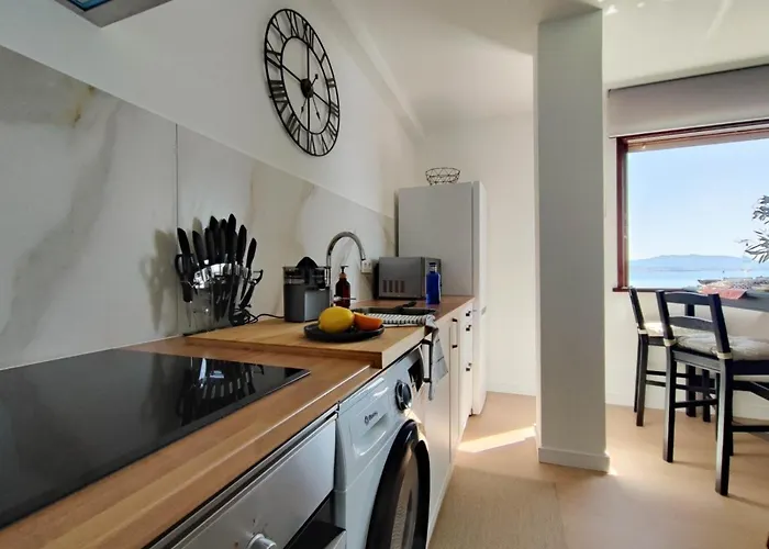 Mirador Do Mar, Encima De La Playa Moaña